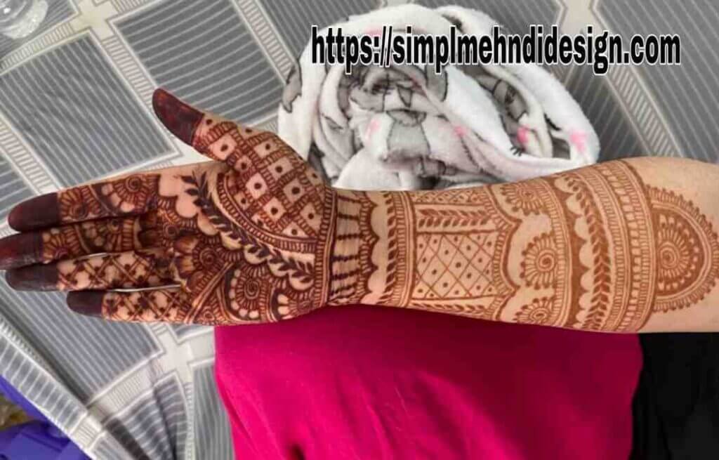 Front hand mehndi design